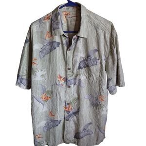 Tommy Bahama 100% silk short sleeve button down shirt Men’s green SZ Medium
